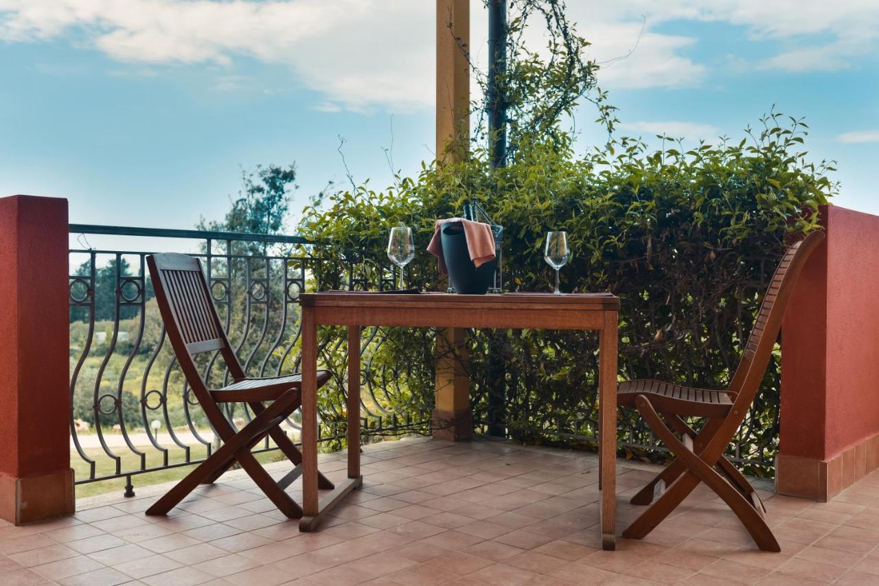 Tenute Delogu Wine Resort (Adults Only) サンタ・マリア・ラ・パルマ エクステリア 写真